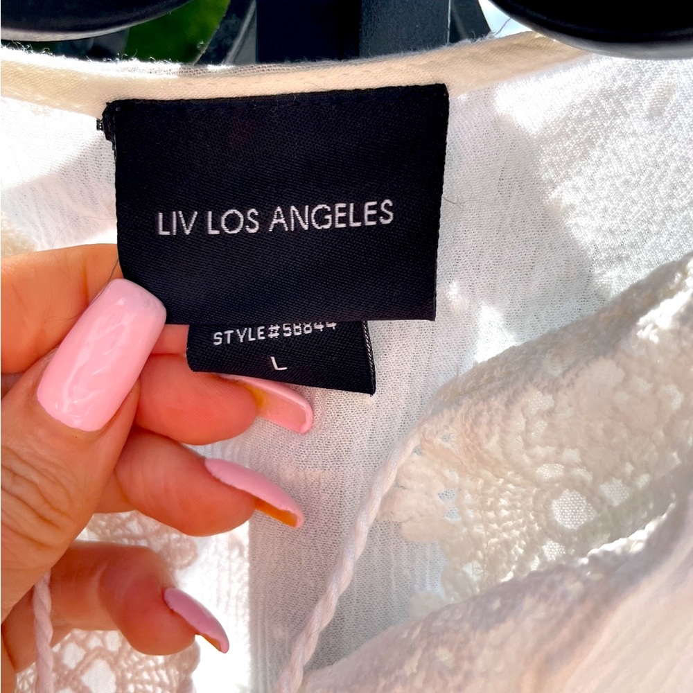 Liv Los Angeles lace Top - Picture 3 of 7